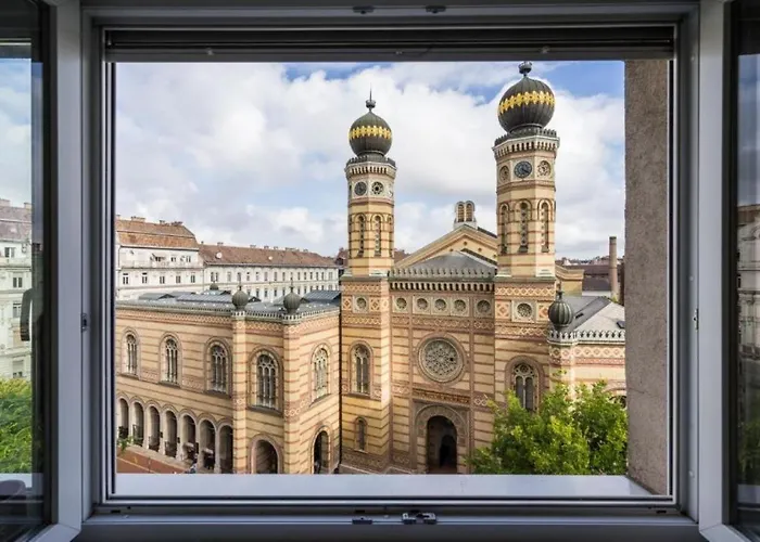 Апартаменты Synagogue Astonishing View Luxury Free Parking Upon Reservation Будапешт